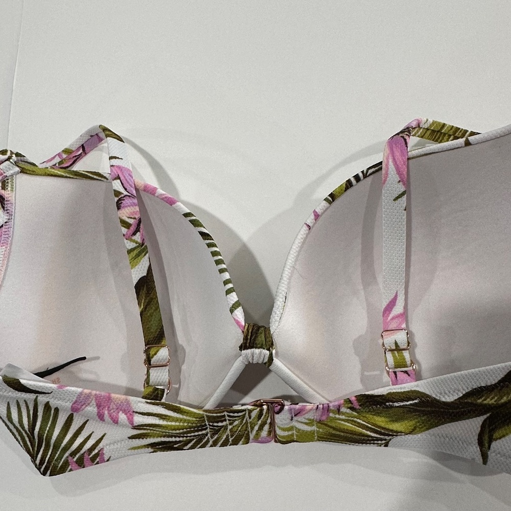 Shade & Shore White Ruched Purple Floral Bikini Top 38 D. - Picture 5 of 10
